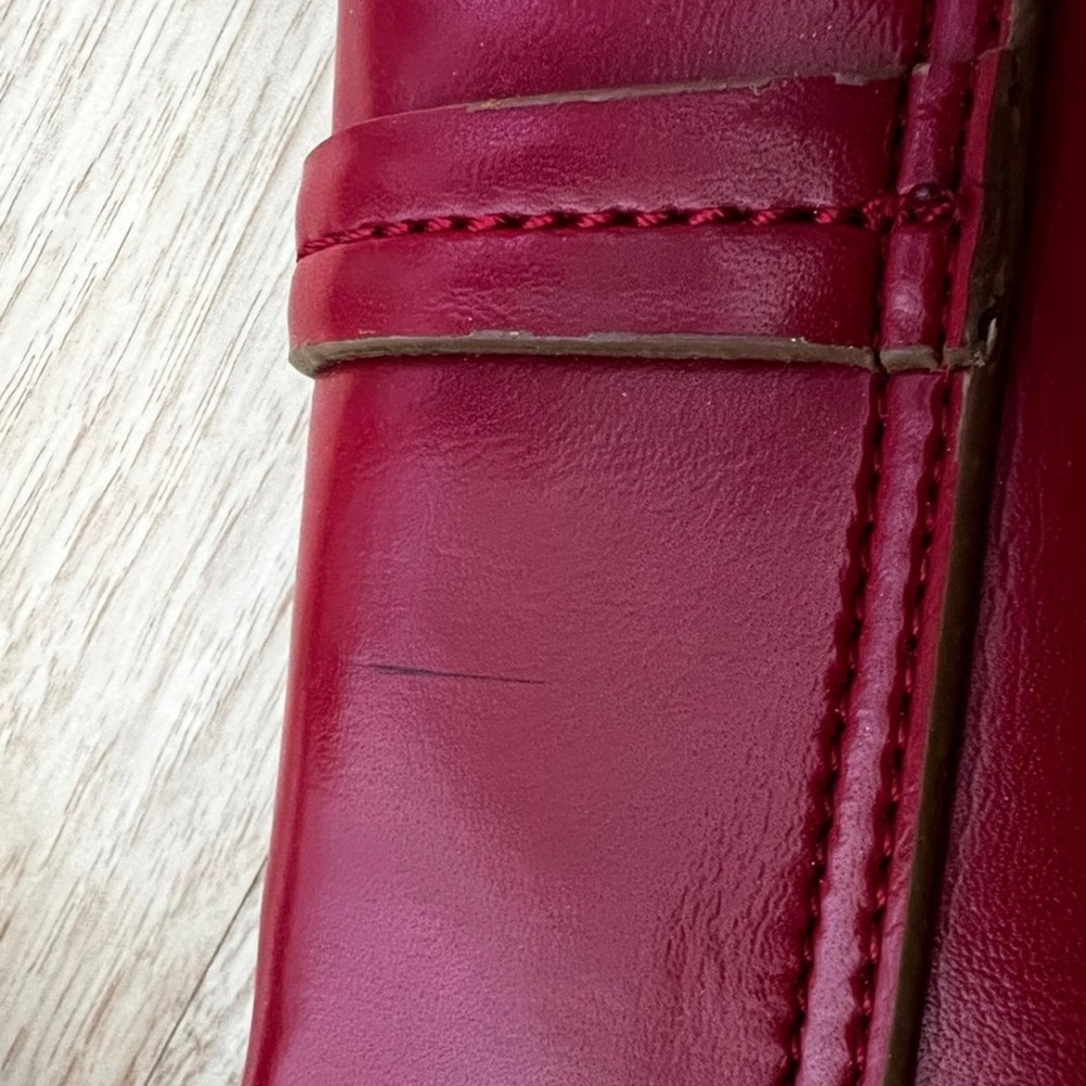 Red Shoulder Bag - Picture 4 of 6
